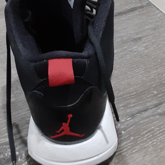 Men Jordan's - Picture 10 of 16